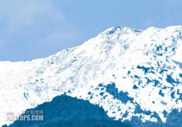 Photoshop利用魔棒工具为山峰图片加上厚厚的冰雪