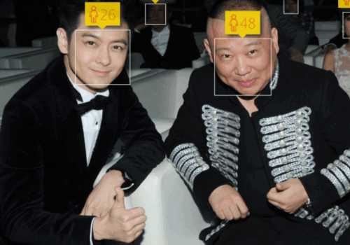 如何在微软how-old.net上看起来很年轻?永远18岁?